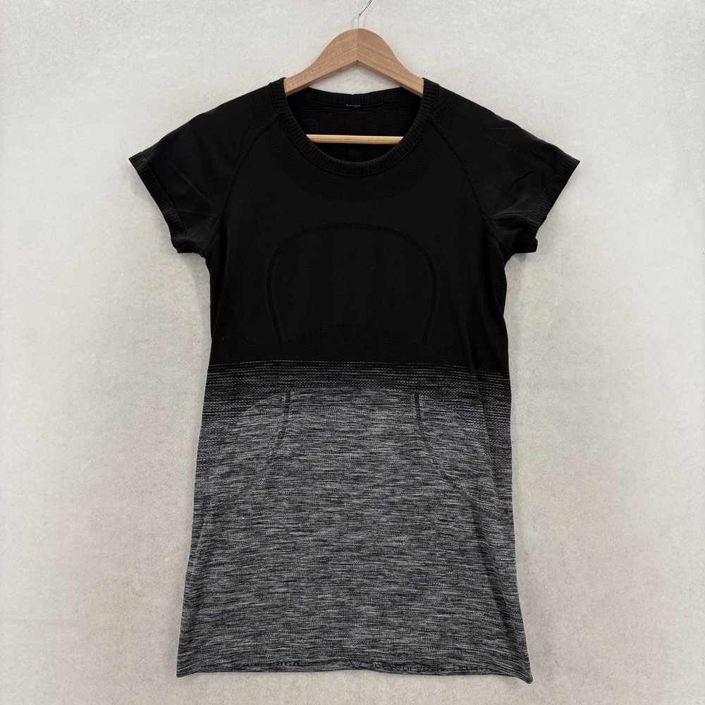 Lululemon Swiftly Tech Shirt Womens 8 Gray Colorblock Short Sleeve Run Gym Yoga